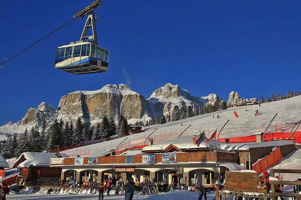 Hotel Club Regina E Fassa Mazzin Esterno foto