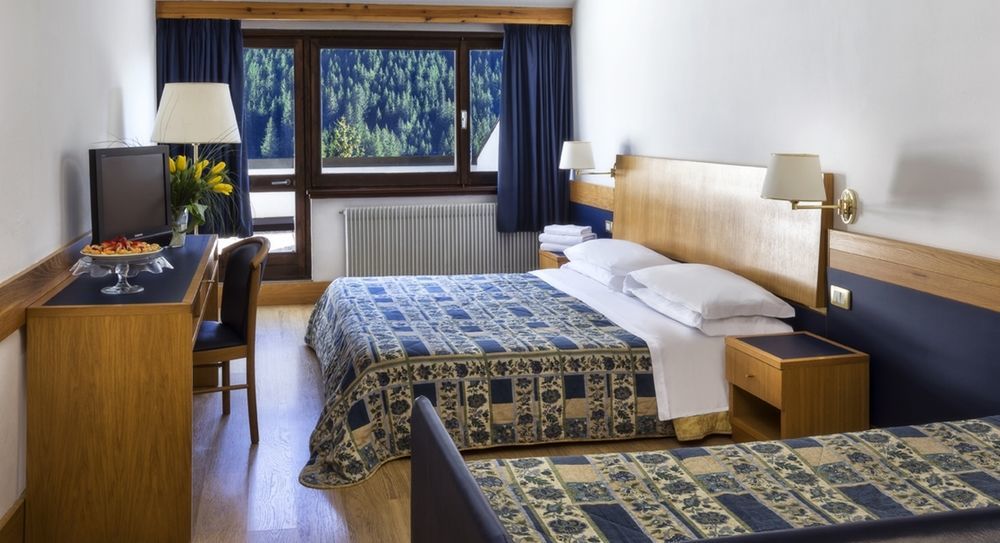 Hotel Club Regina E Fassa Mazzin Esterno foto