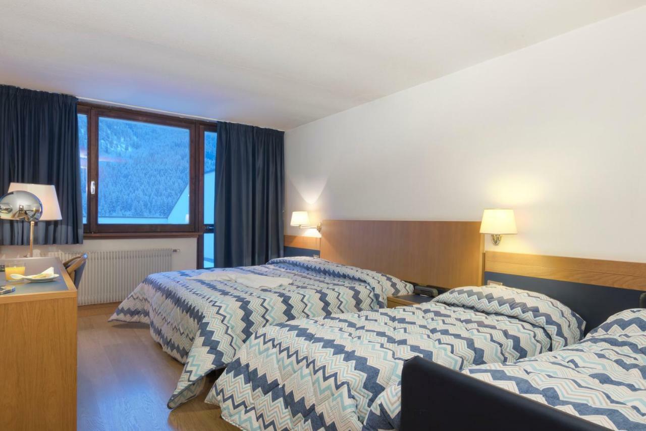 Hotel Club Regina E Fassa Mazzin Esterno foto